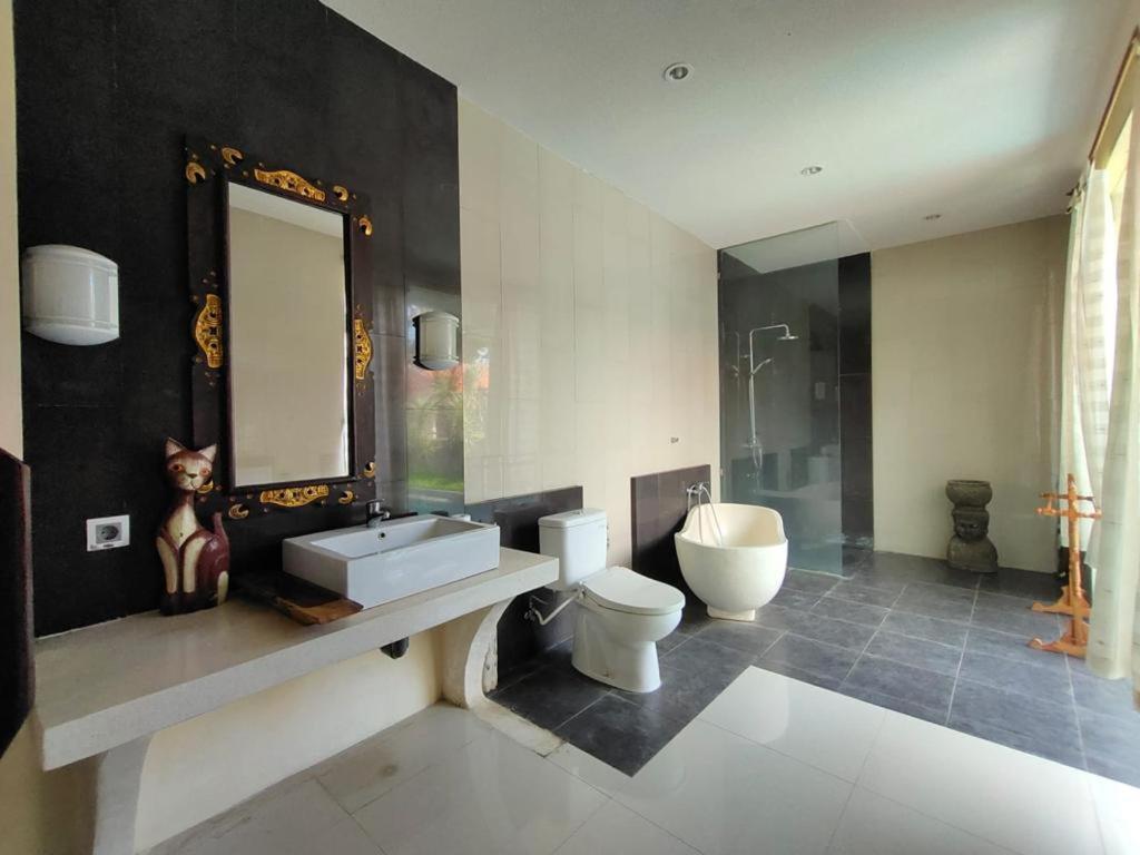 Asri Sari Ubud Villa & Resort ウブド エクステリア 写真