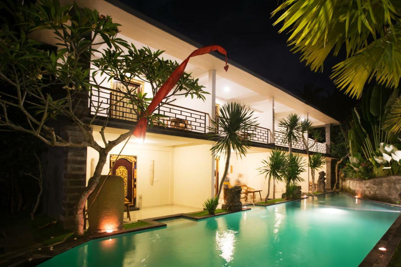 Asri Sari Ubud Villa & Resort ウブド エクステリア 写真